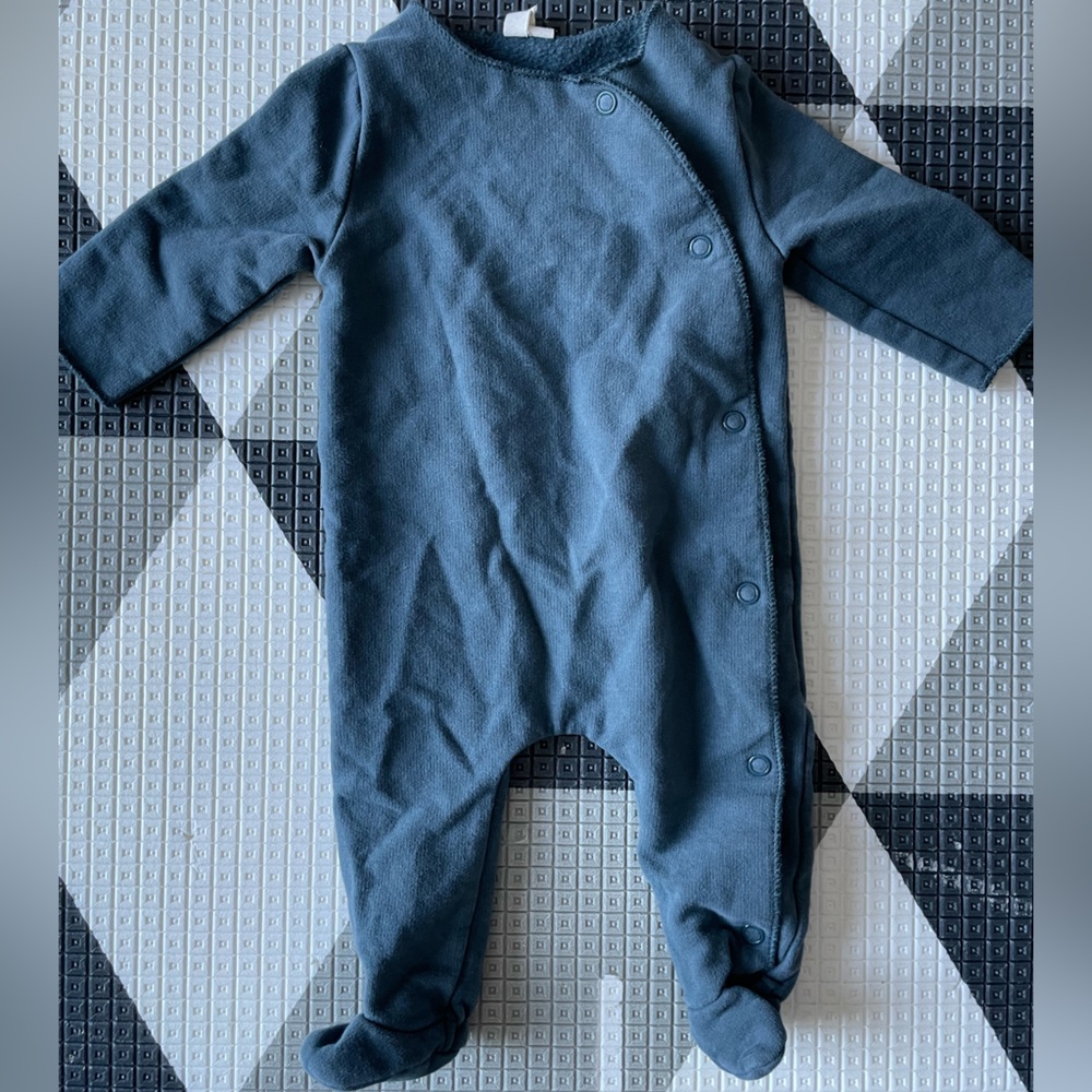 EUC Gray Label Teal Newborn Onsie